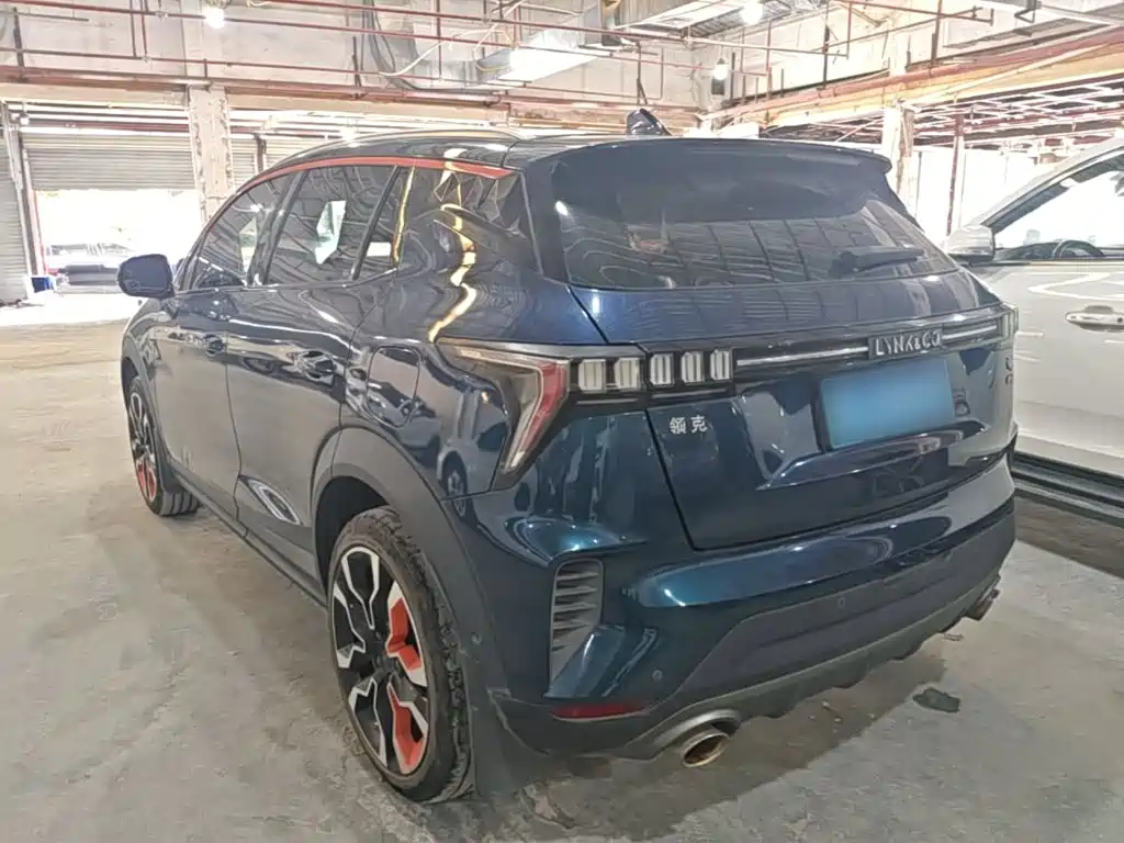 Lynk & Co 06 — миниатюра 5