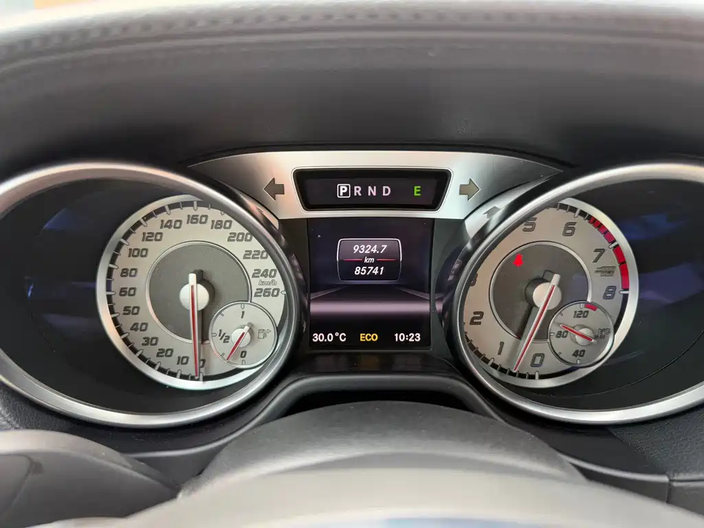 Mercedes-Benz SL-Class — миниатюра 28