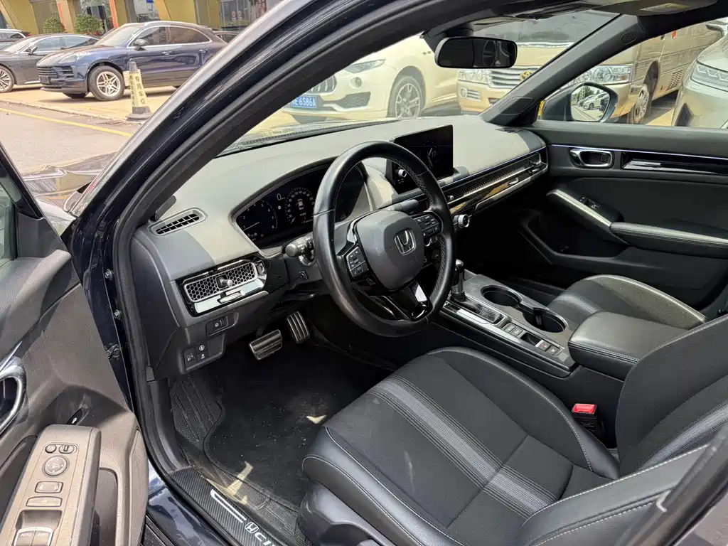 Honda Civic — миниатюра 4