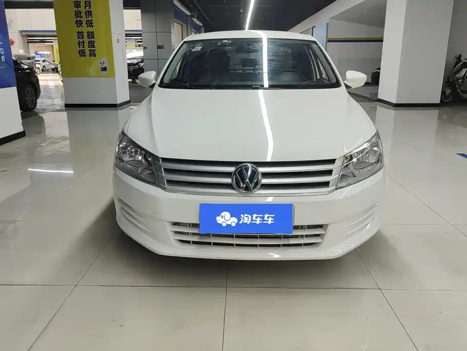 Volkswagen Santana — миниатюра 2