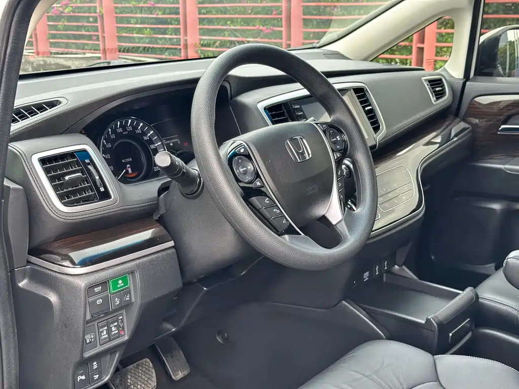 Honda Odyssey 2019 2.0L Smart