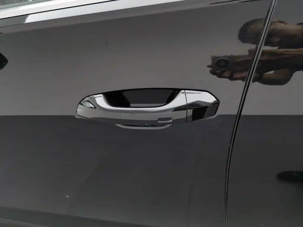 Audi A6L — миниатюра 18