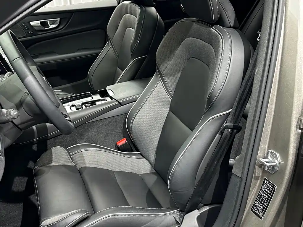 Volvo S60 PHEV — миниатюра 15