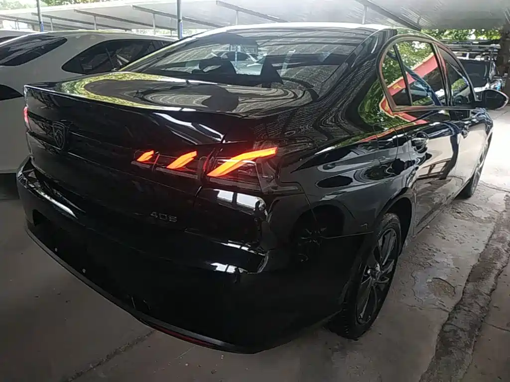 Peugeot 408 — миниатюра 7