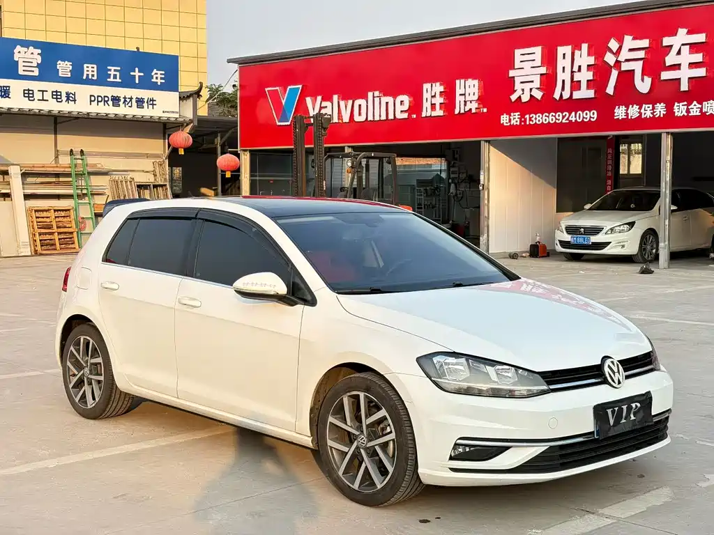 Купить Volkswagen Golf