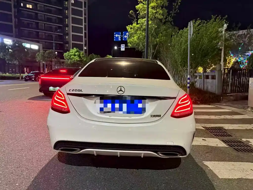 Mercedes-Benz C-Class — миниатюра 9