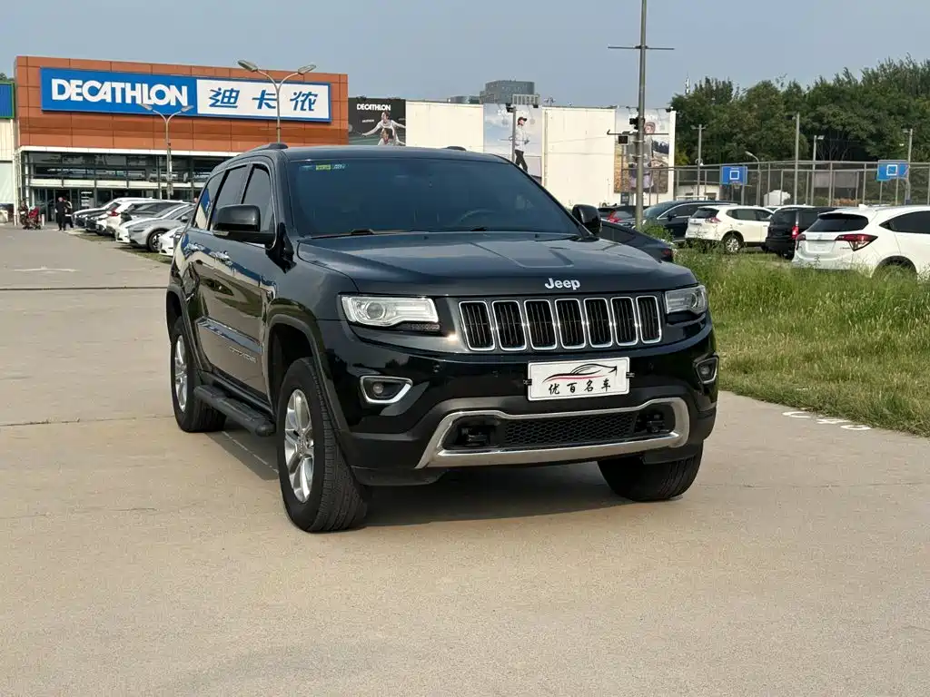 Jeep Grand Cherokee (Import) — миниатюра 3