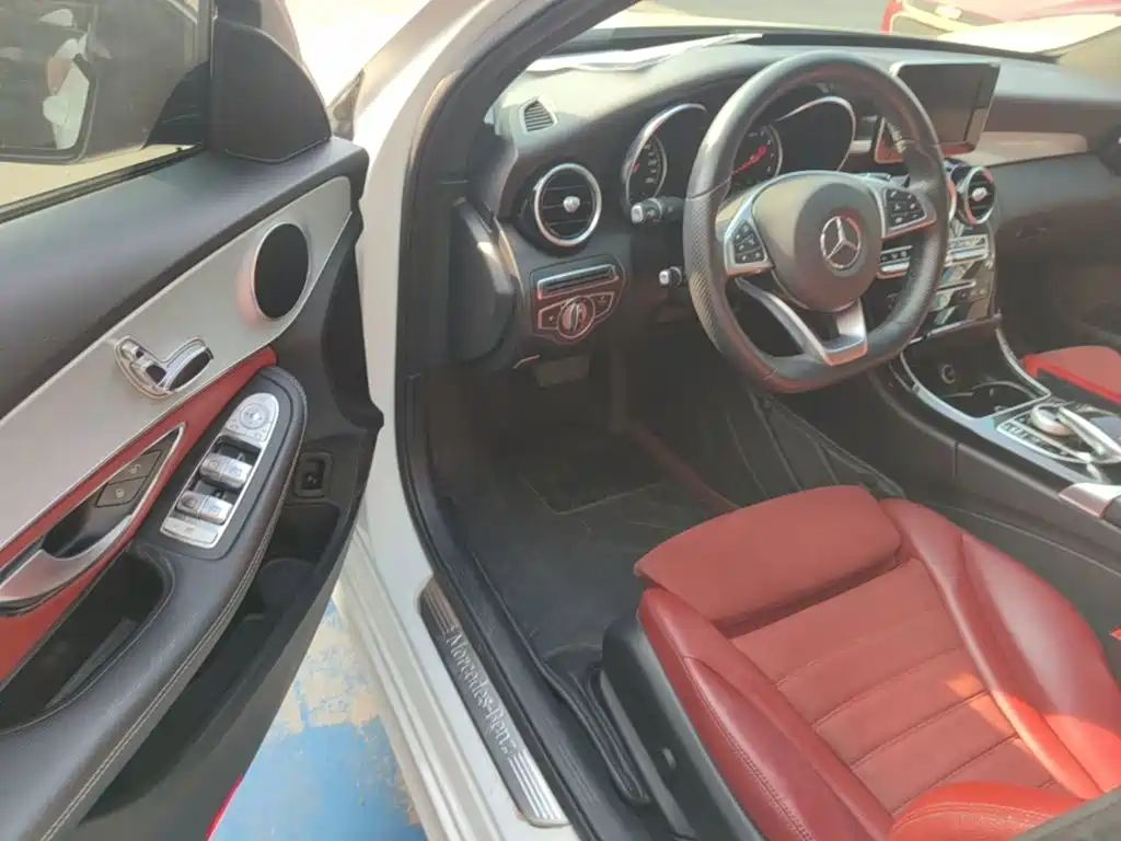 Mercedes-Benz C-Class — миниатюра 16