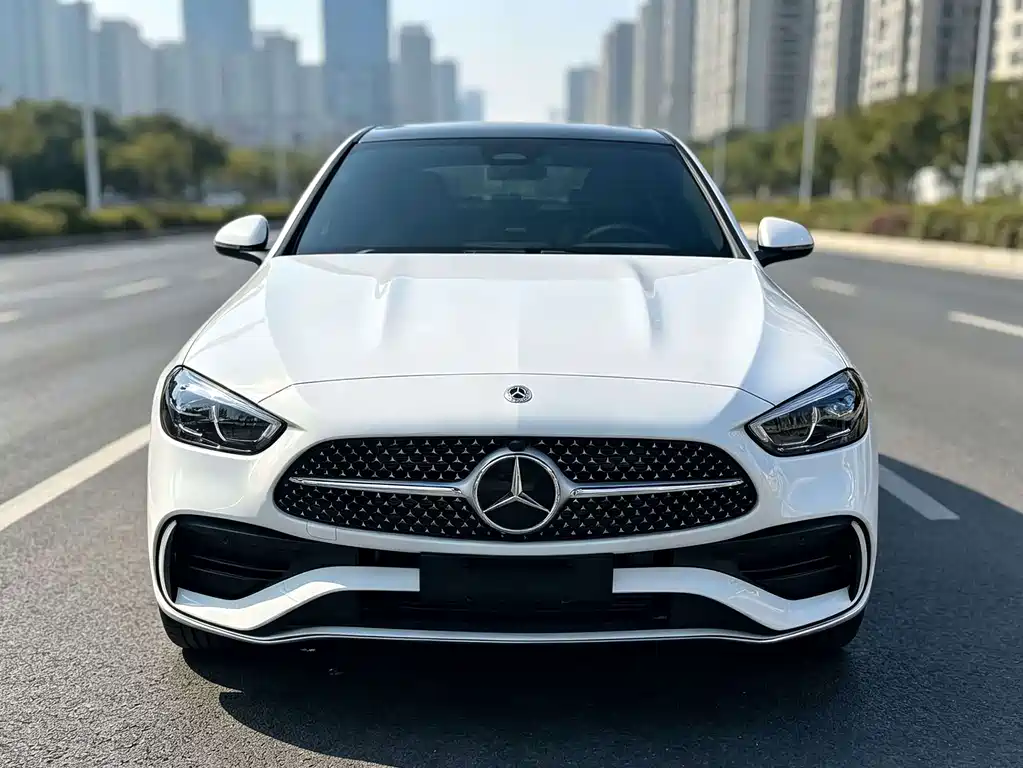 Mercedes-Benz C-Class — миниатюра 2