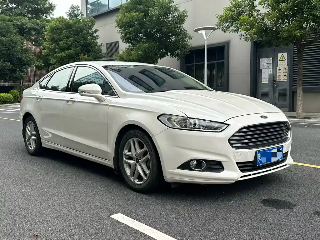 Ford Mondeo — миниатюра 5