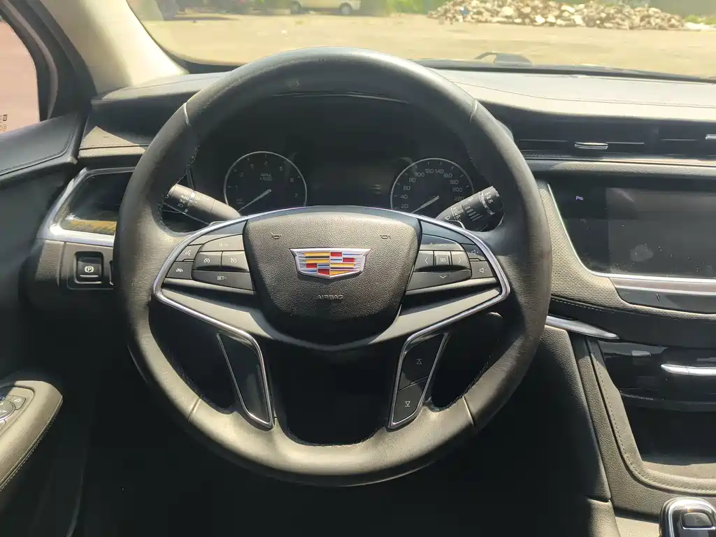 Cadillac XT5 — миниатюра 15