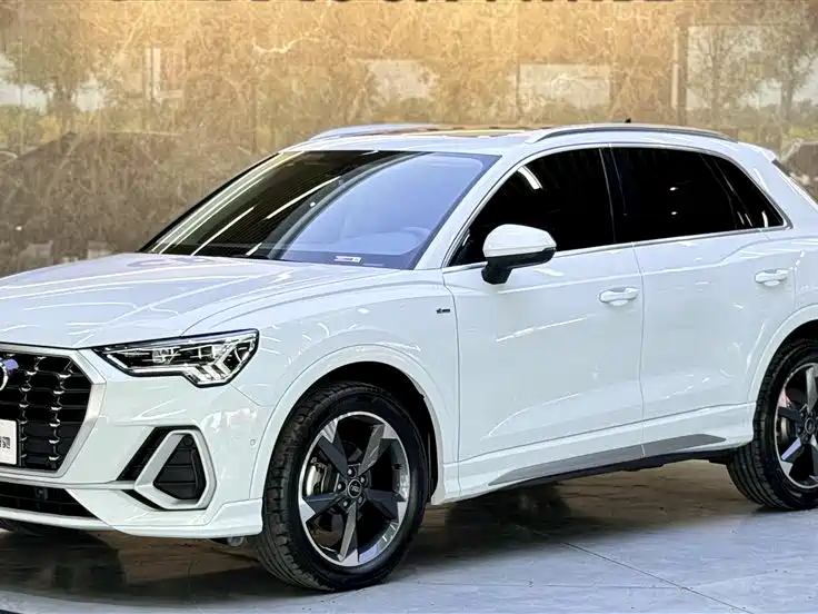 Audi Q3 2023 35 TFSI Fashion (1.5T)