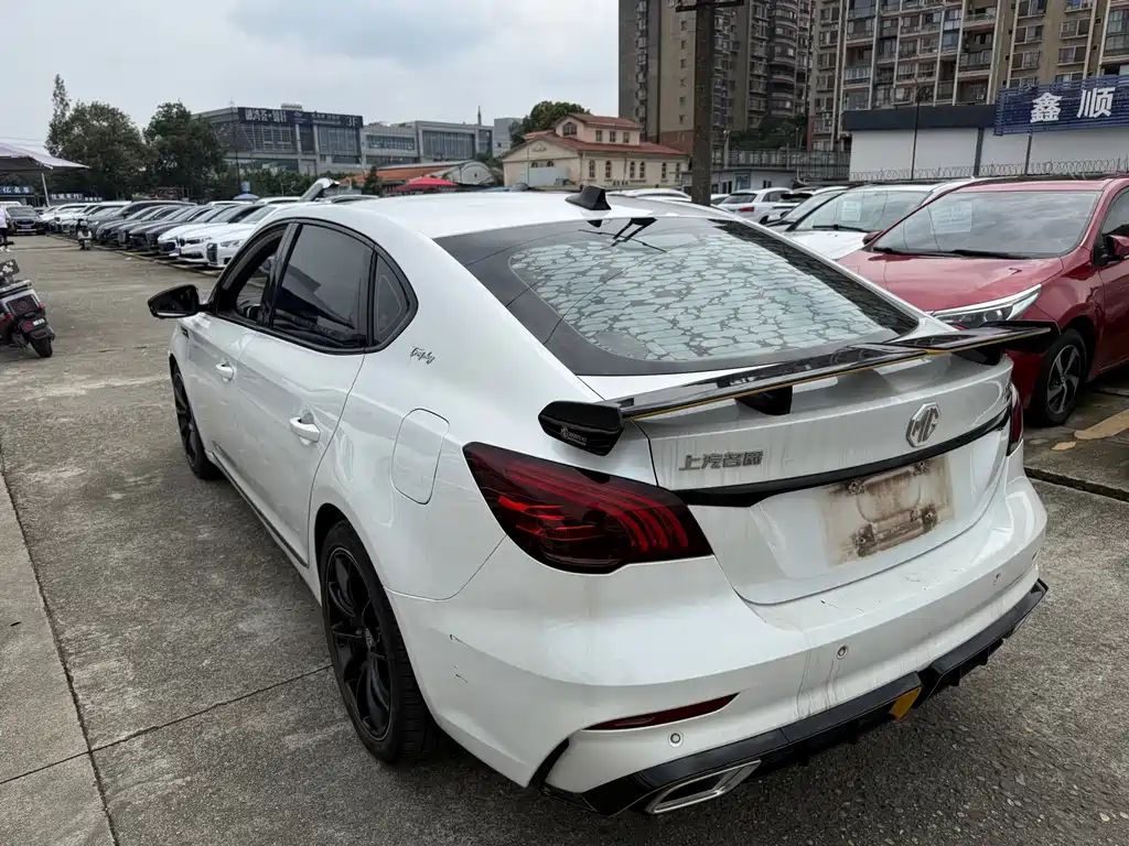 MG MG6 — миниатюра 11
