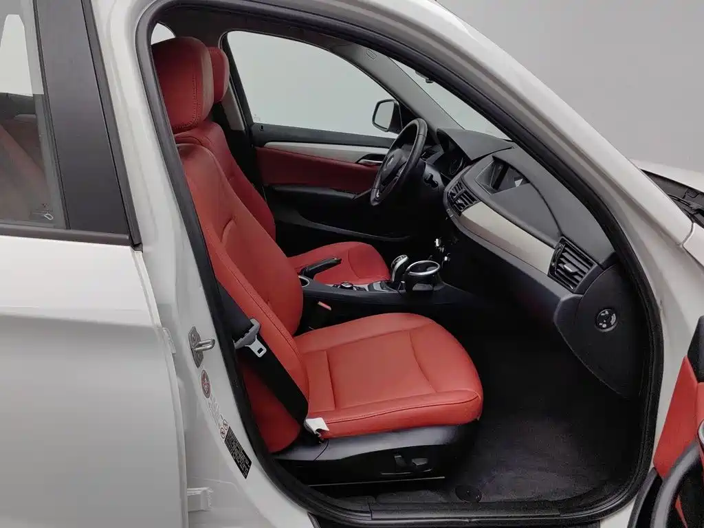 BMW X1 — миниатюра 23
