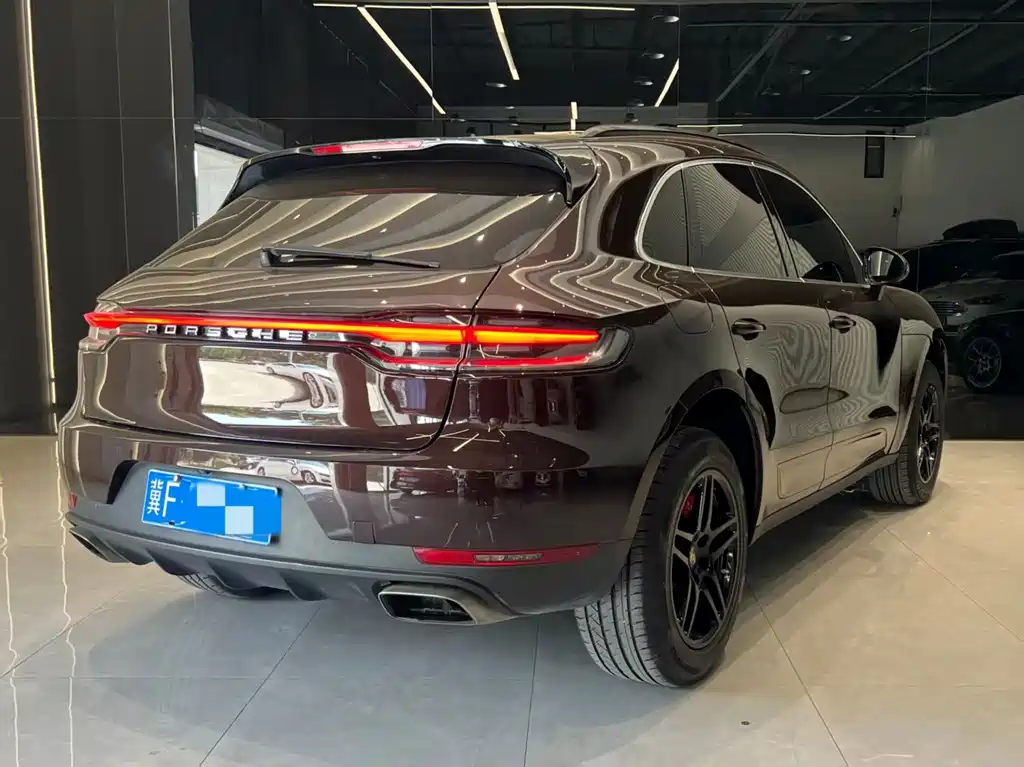Porsche Macan — миниатюра 4