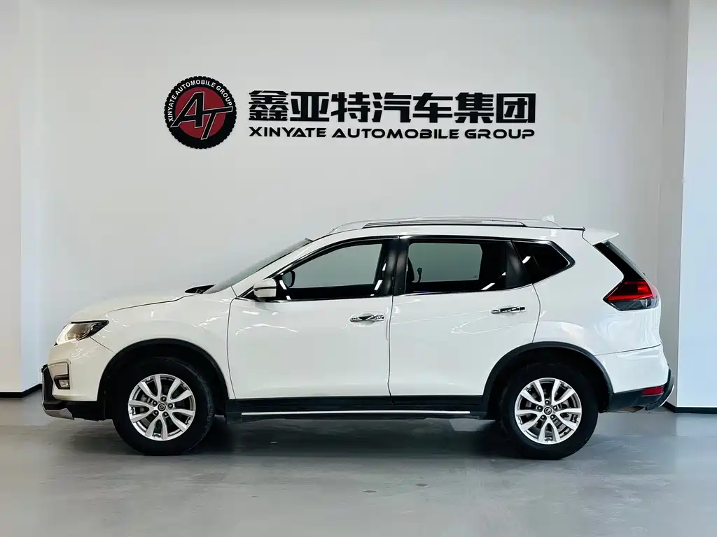 Nissan X-Trail — миниатюра 4