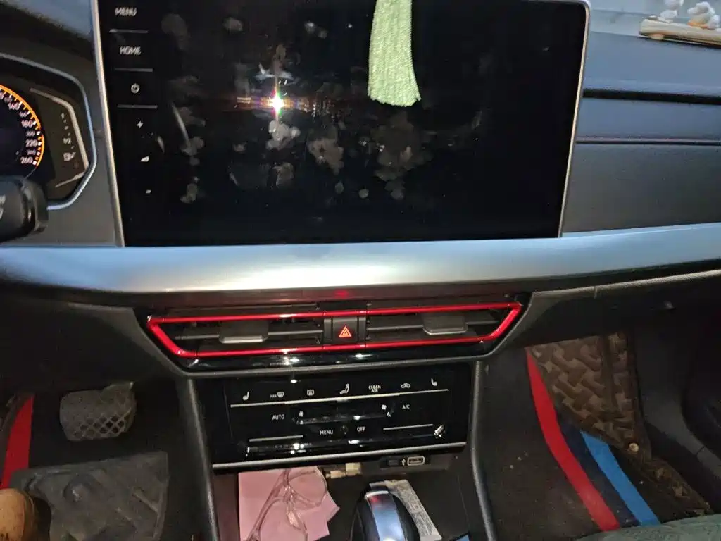 Volkswagen Lavida — миниатюра 9