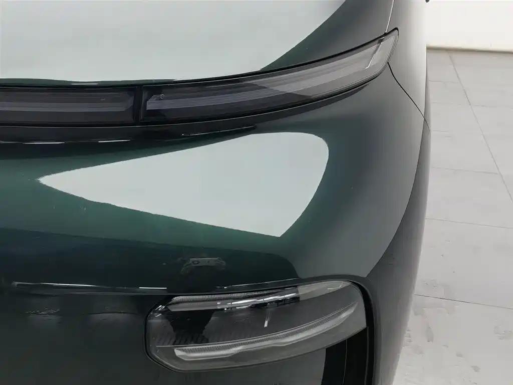 GEELY GALAXY WING TRUE L380