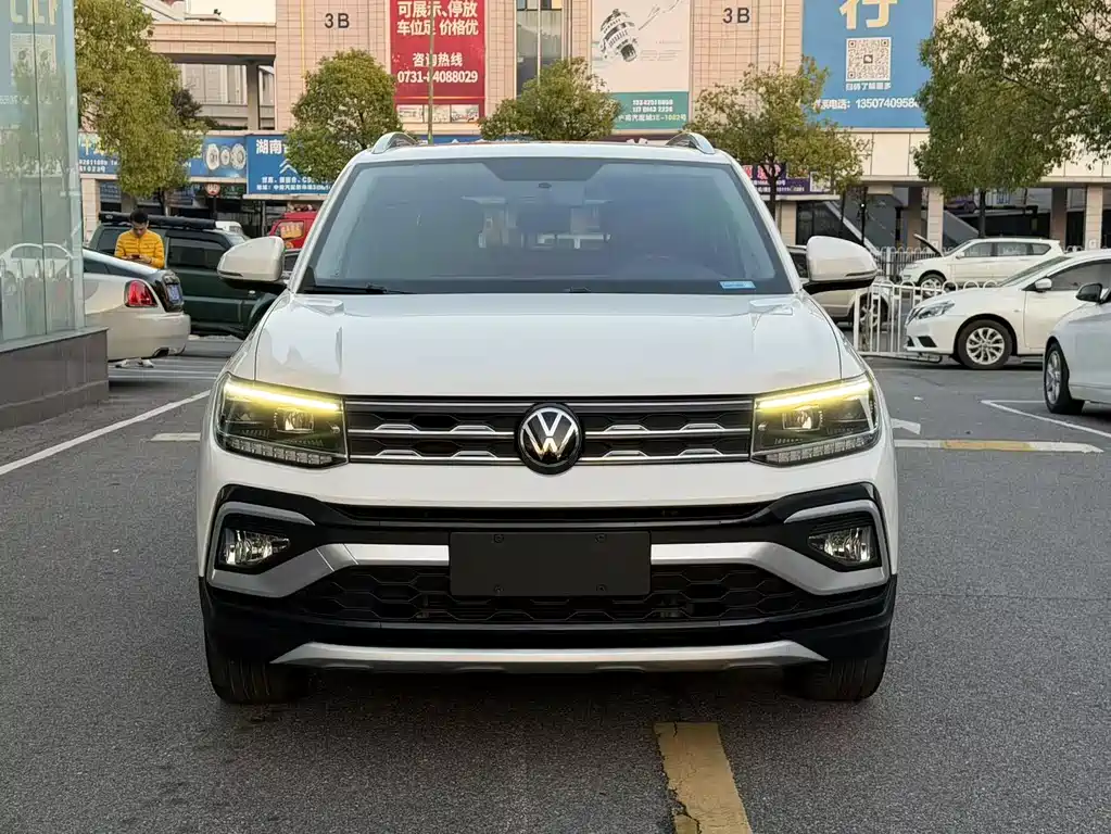 VOLKSWAGEN TU KAI