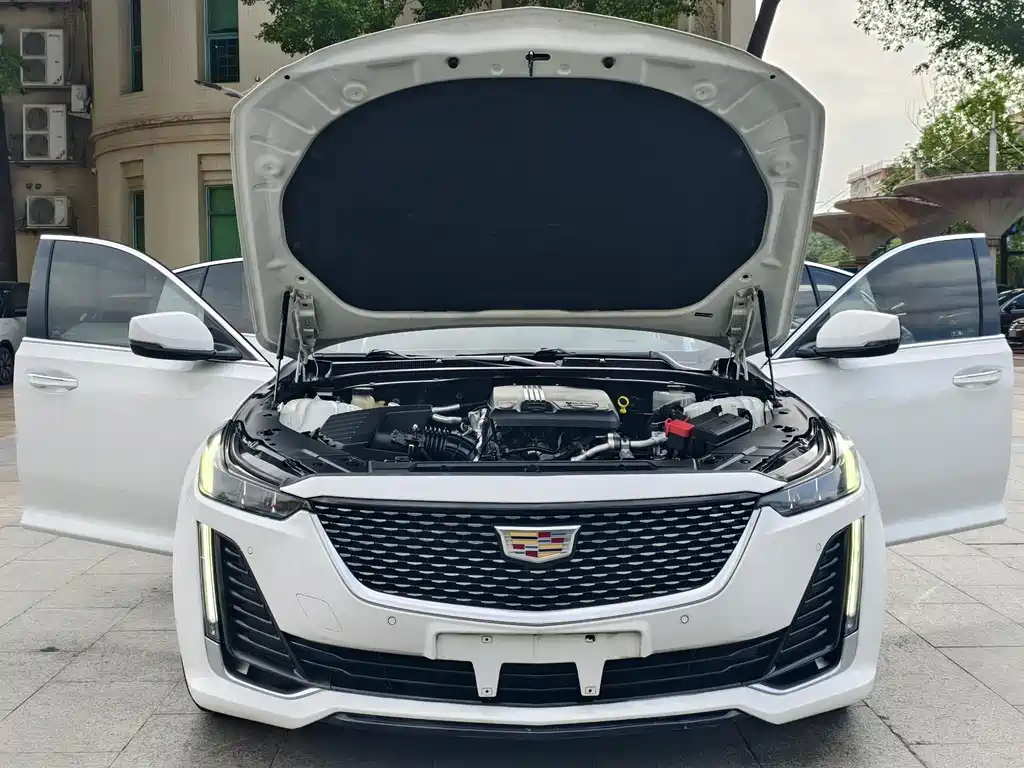 Cadillac CT5 — миниатюра 23
