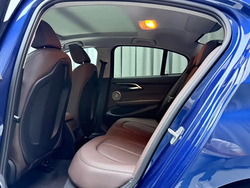 BMW 1 Series — миниатюра 16