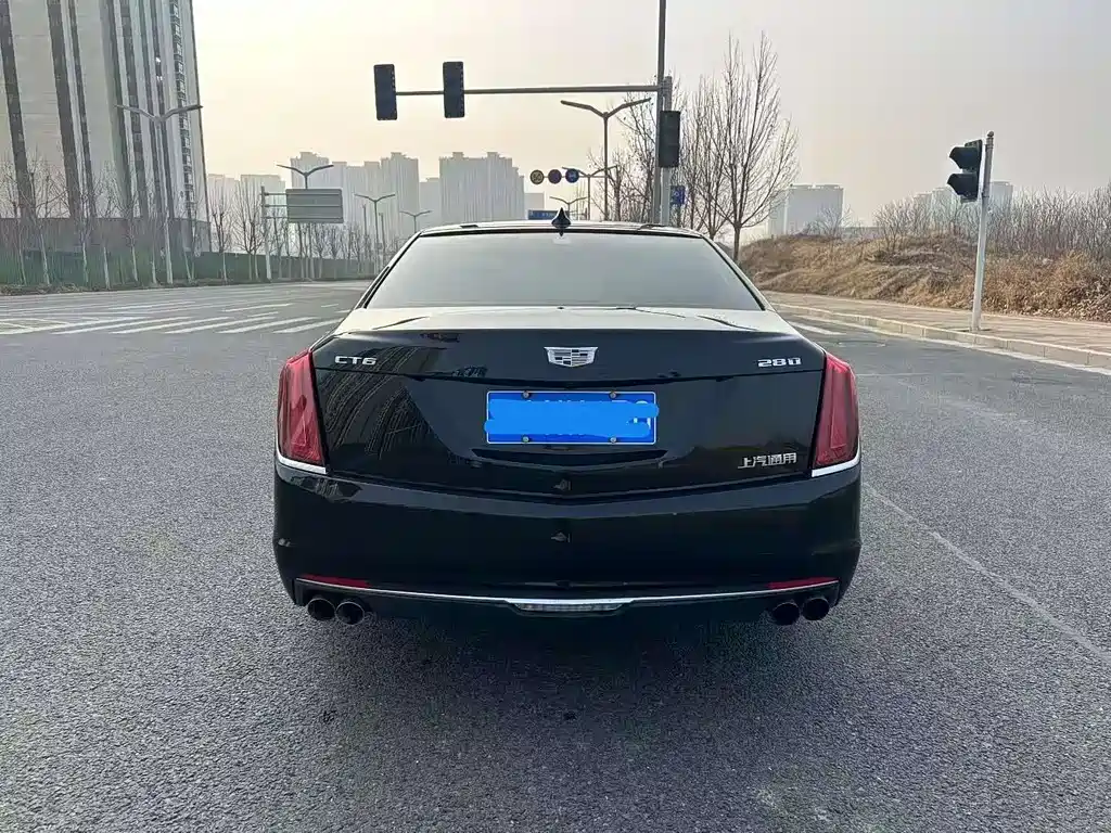 CADILLAC CT6