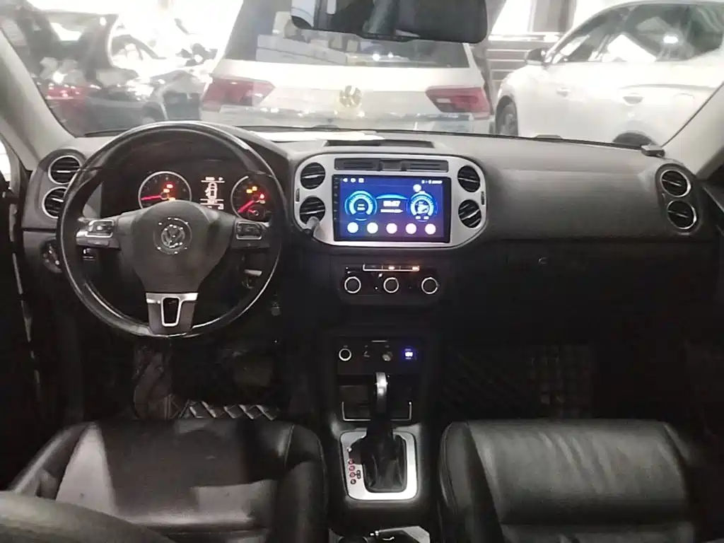 Volkswagen Tiguan — миниатюра 10