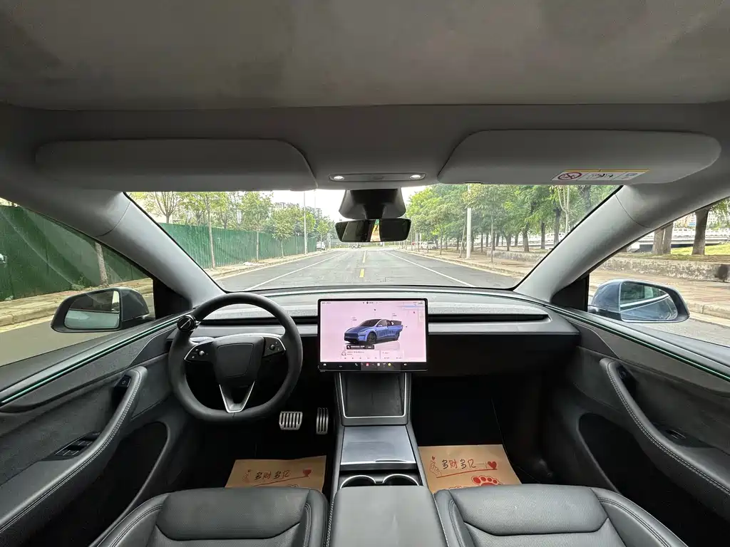 Tesla Model Y — фотографии объявления, Фото 5
