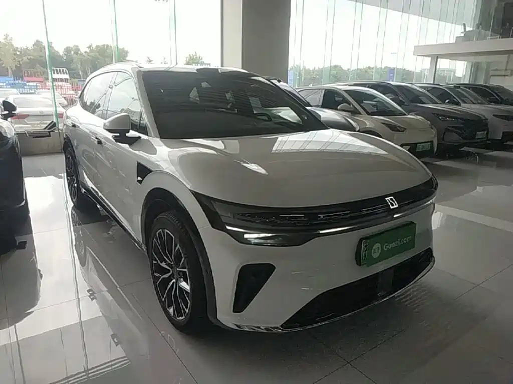 Zeekr 7X — миниатюра 4