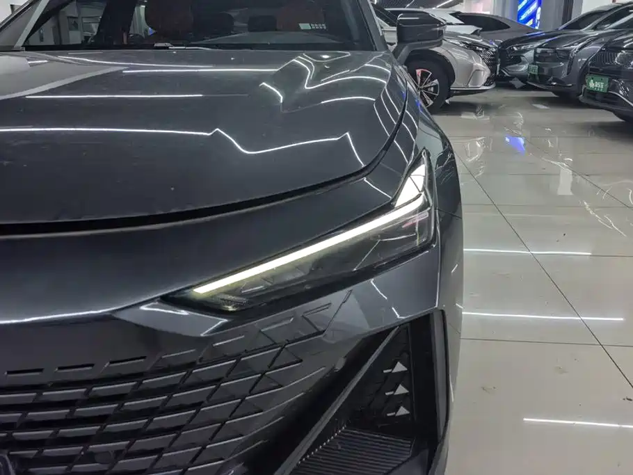 Changan UNI-V — миниатюра 5