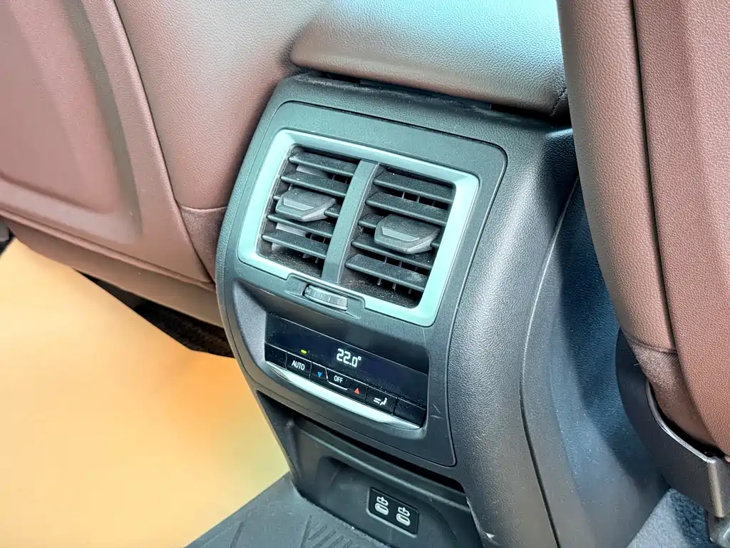 BMW iX3 — миниатюра 18