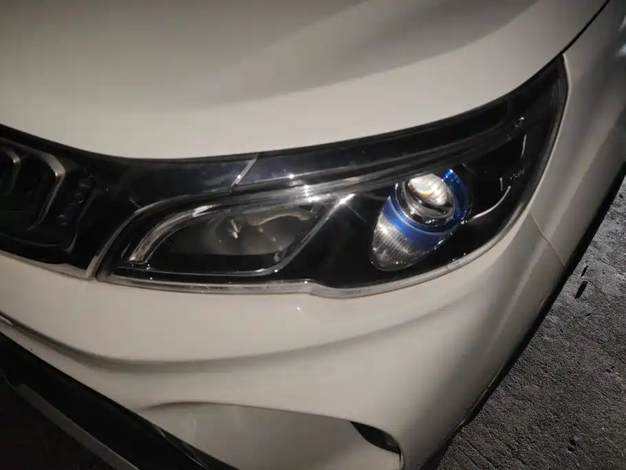 Geely Vision X3 — миниатюра 5
