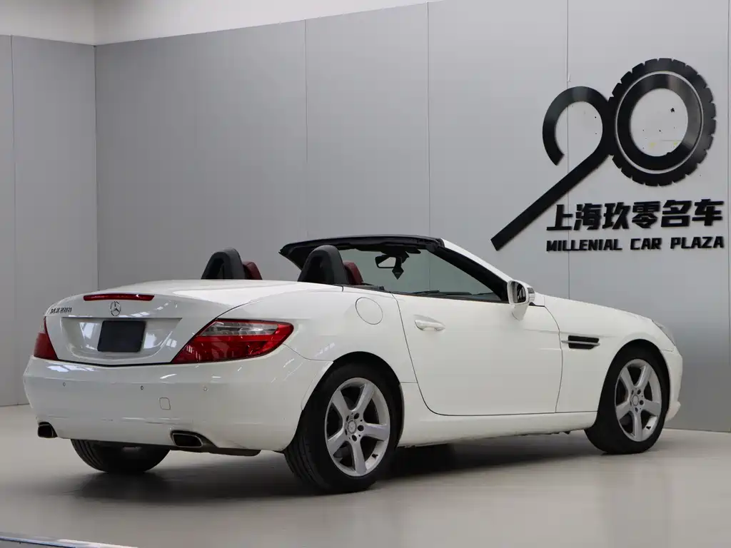 Mercedes-Benz SLK-Class — миниатюра 6