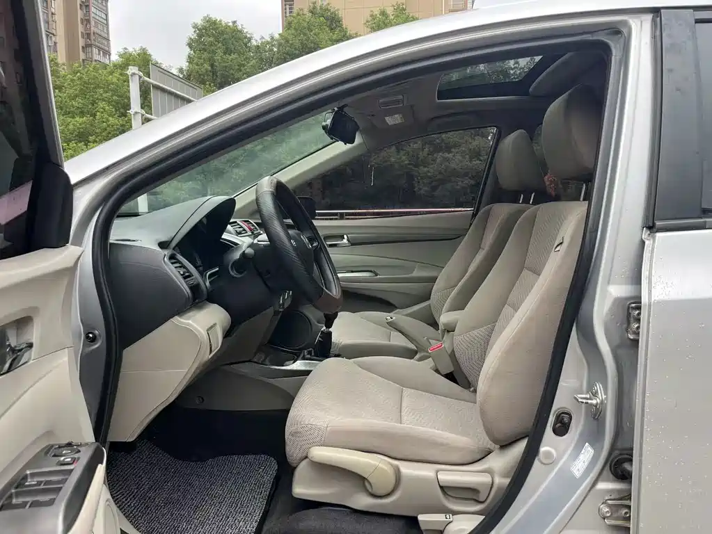 Honda City Classic — миниатюра 7