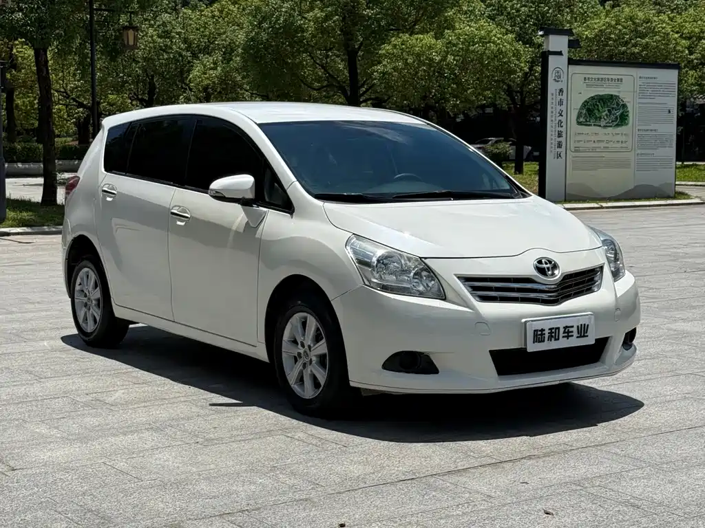 Toyota Verso — миниатюра 3