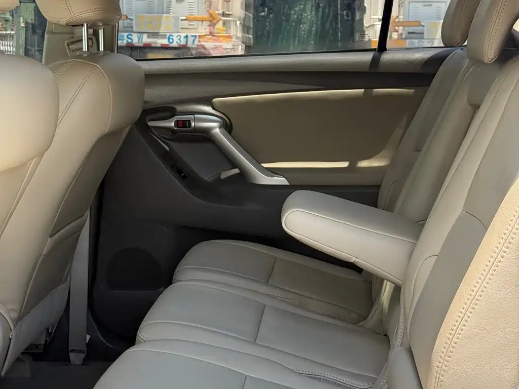 Toyota Verso — миниатюра 11