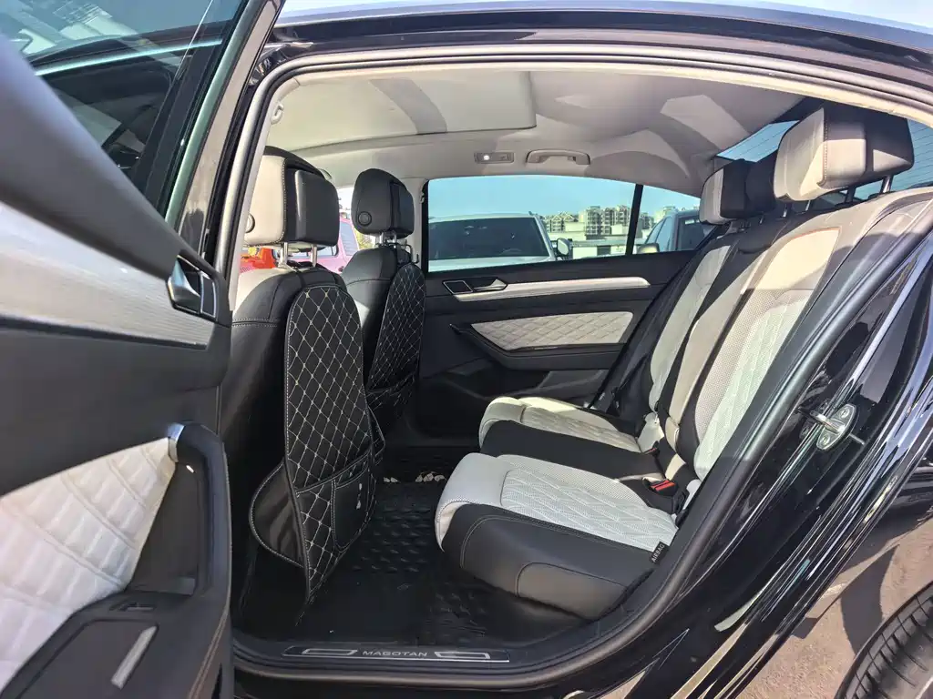 Volkswagen Magotan — миниатюра 10
