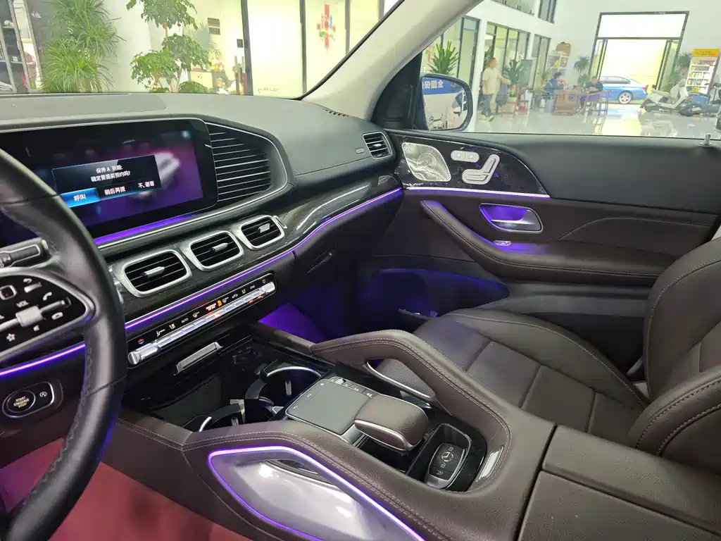 Mercedes-Benz GLE (Import) — миниатюра 4
