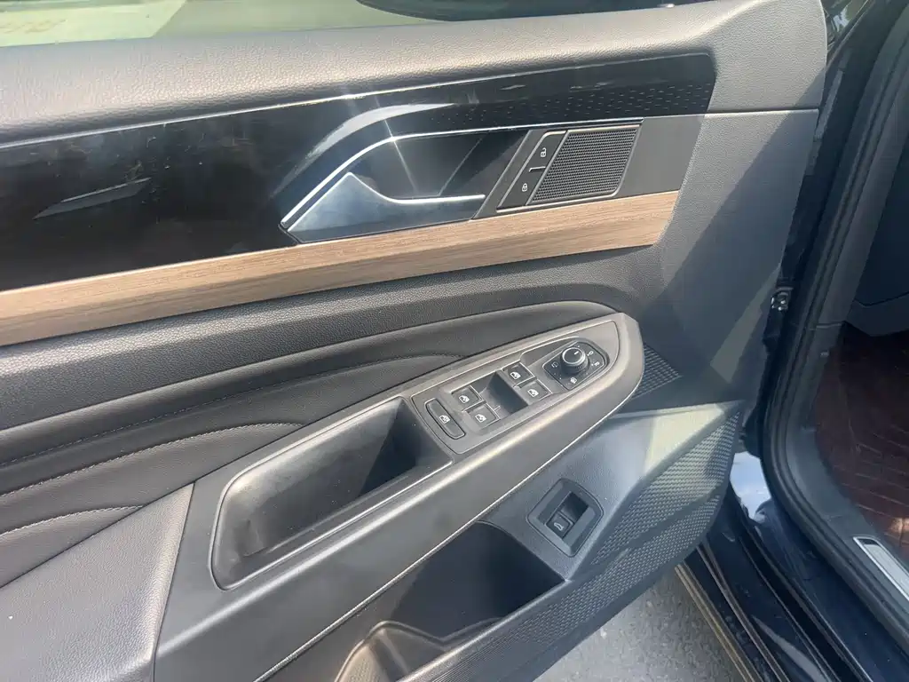 Volkswagen Passat — миниатюра 7