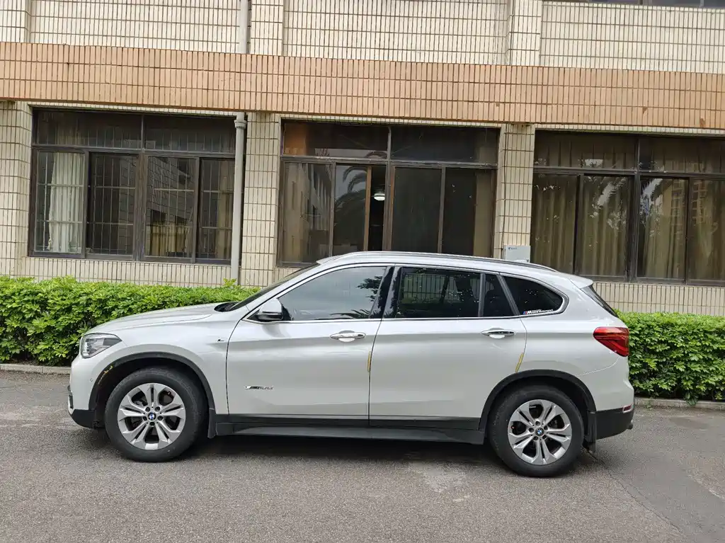 BMW X1 — миниатюра 4