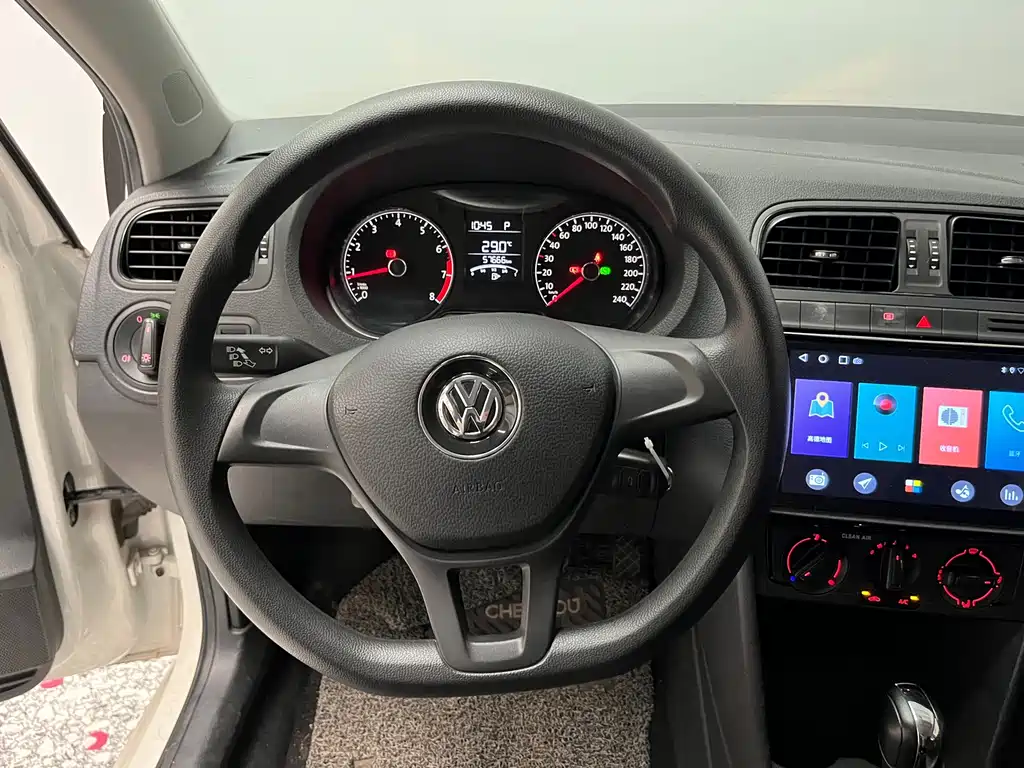 Volkswagen Polo — миниатюра 8