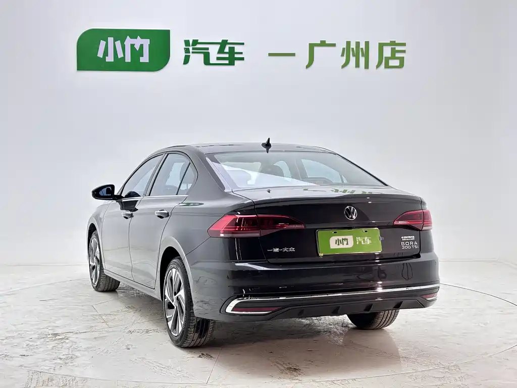 Volkswagen Bora 2023 200TSI DSG PRO