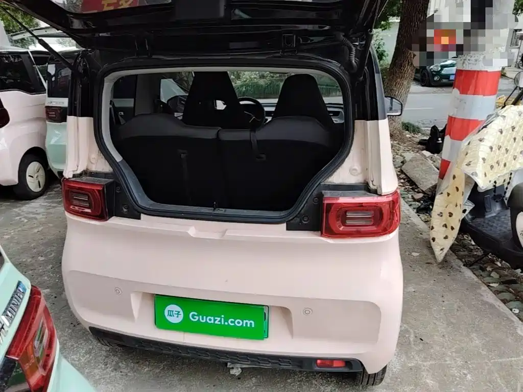 Wuling MINIEV — миниатюра 19