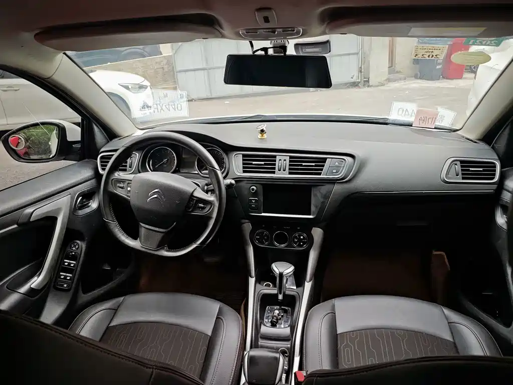 Citroen C3-XR — миниатюра 6