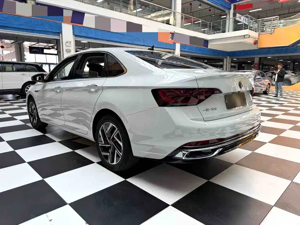 Volkswagen Sagitar — миниатюра 15