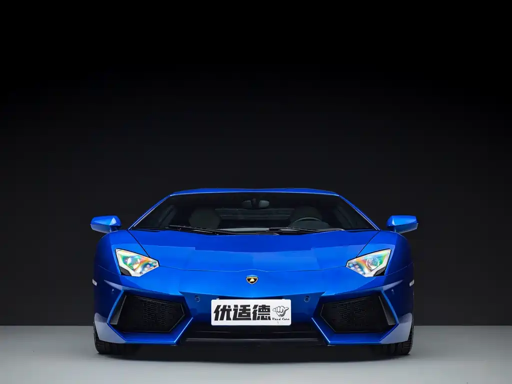 Lamborghini Aventador — миниатюра 2