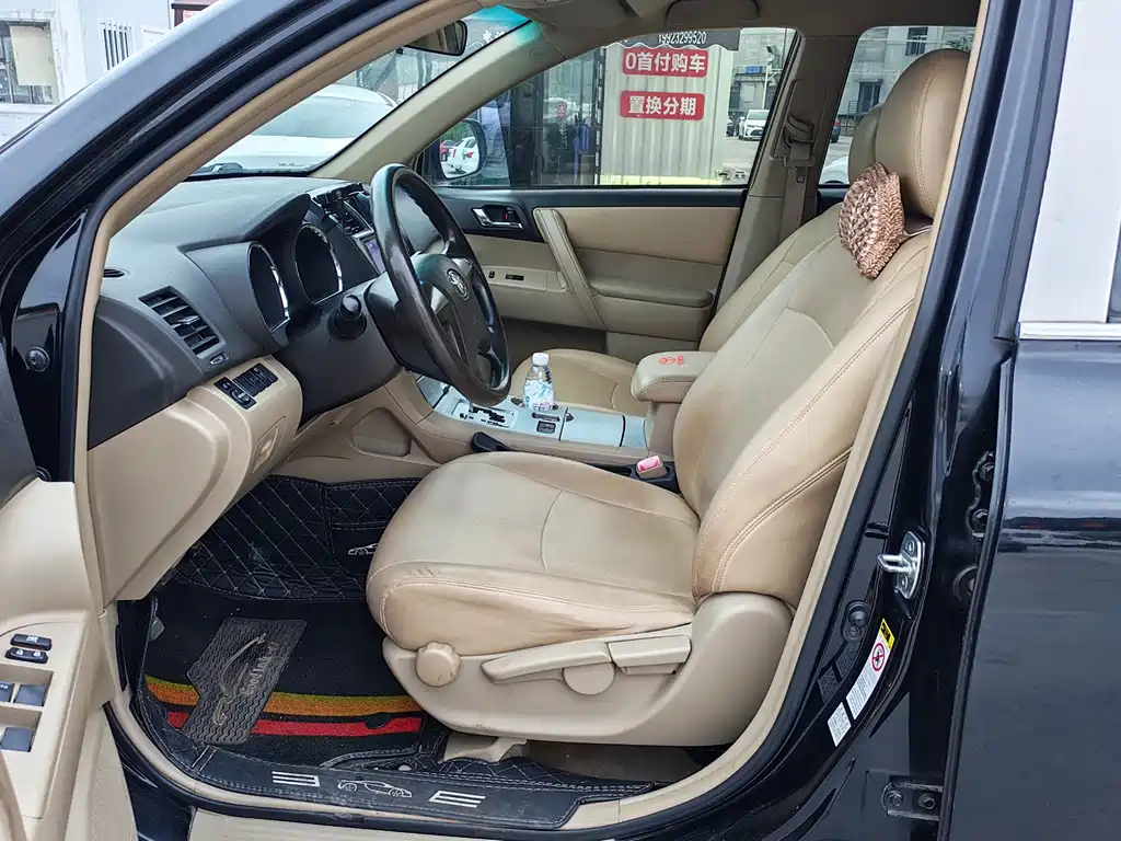 Toyota Highlander — миниатюра 8