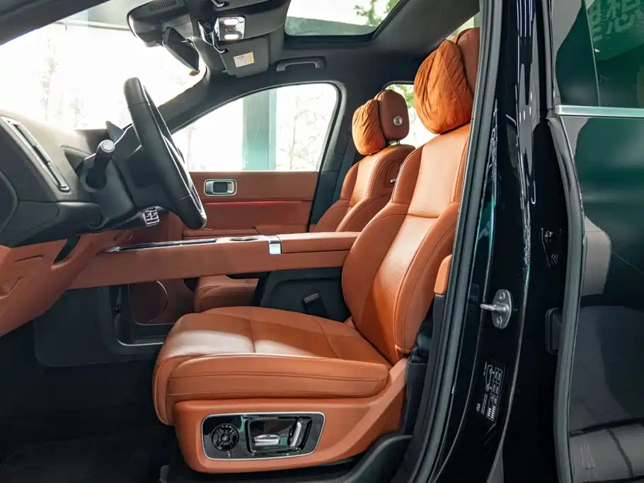 Li Auto Li L8 — миниатюра 8