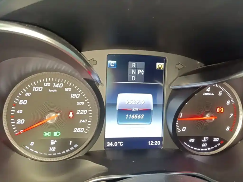 Mercedes-Benz C-Class (Import) — миниатюра 12