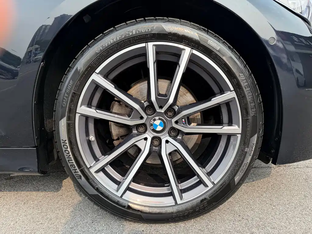BMW 3 Series — миниатюра 24